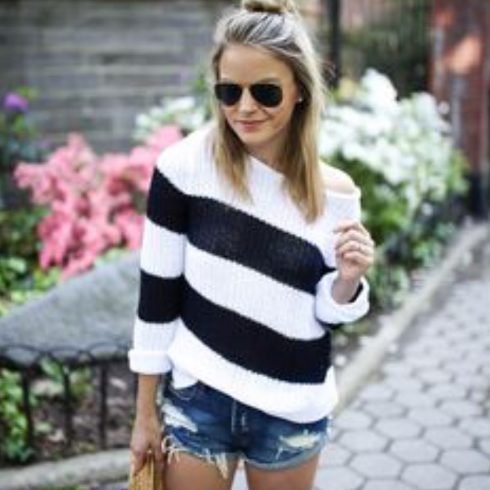 OPEN WEAVE SWEATER